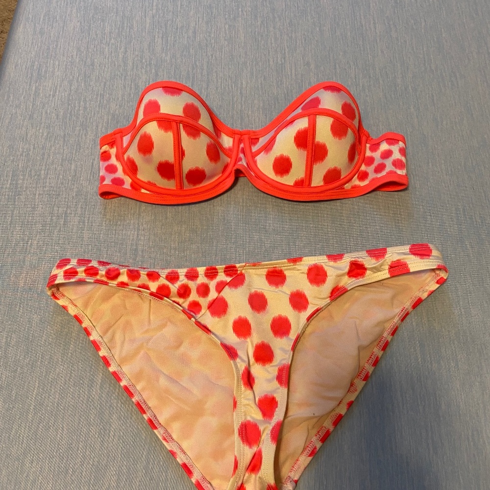 Coral and cream strapless polka dot baiting suit- small